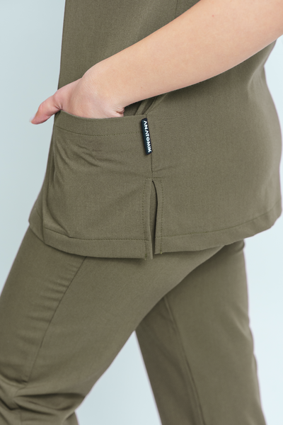 Costum medical Signature Minimal Dama - Beige Green