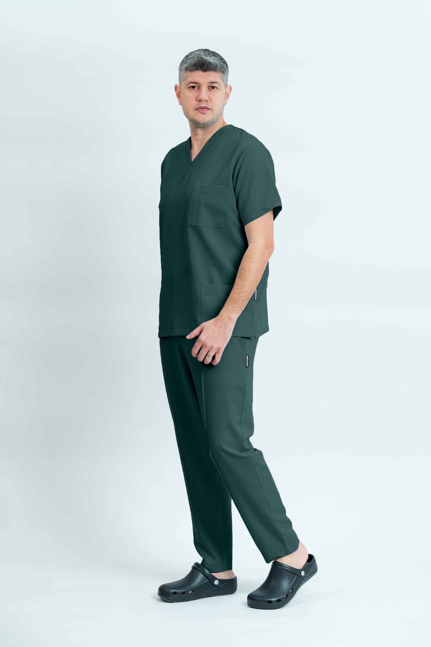 Costum medical Signature Utility Barbat - Dark Pine