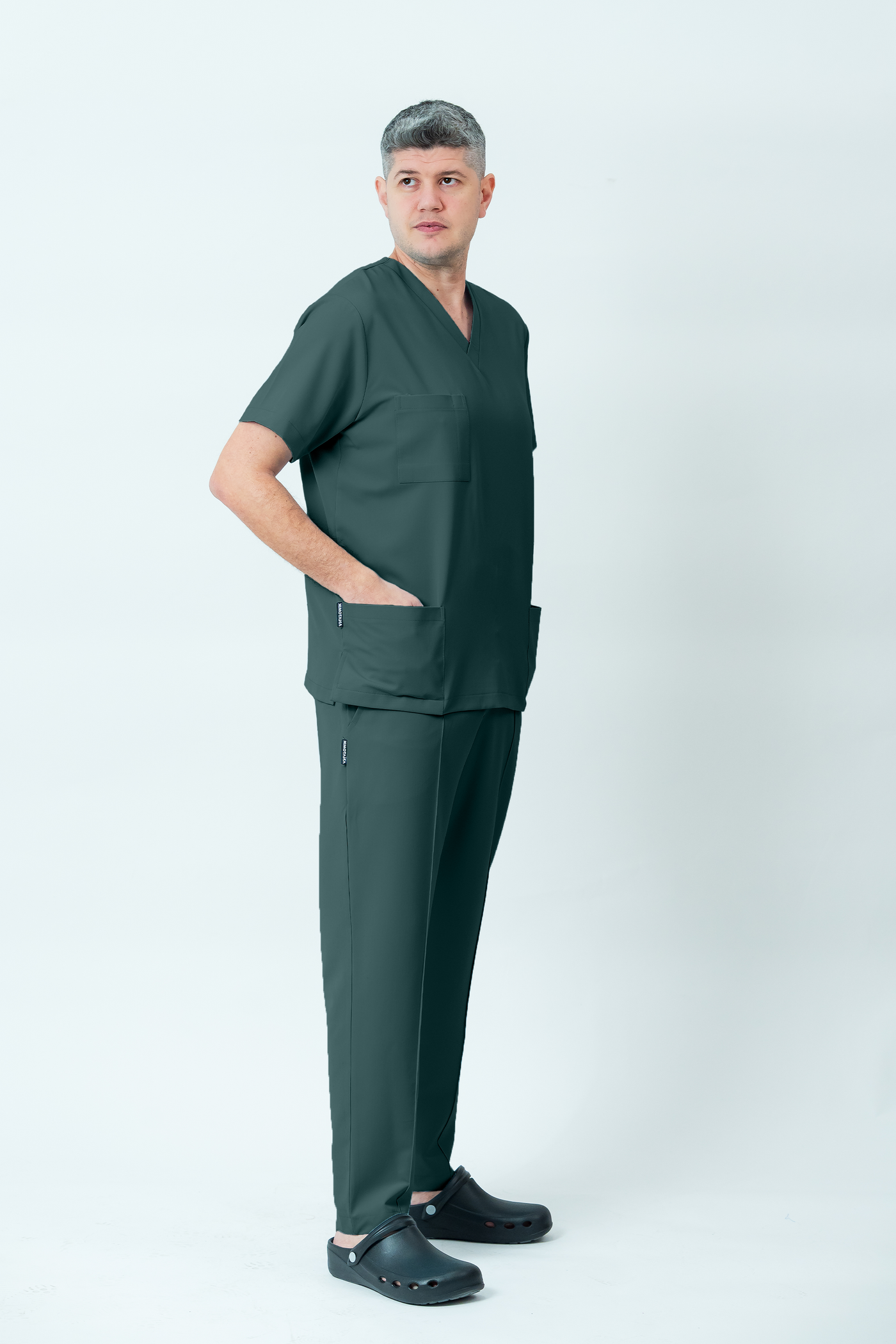 Costum medical Signature Utility Barbat - Dark Pine