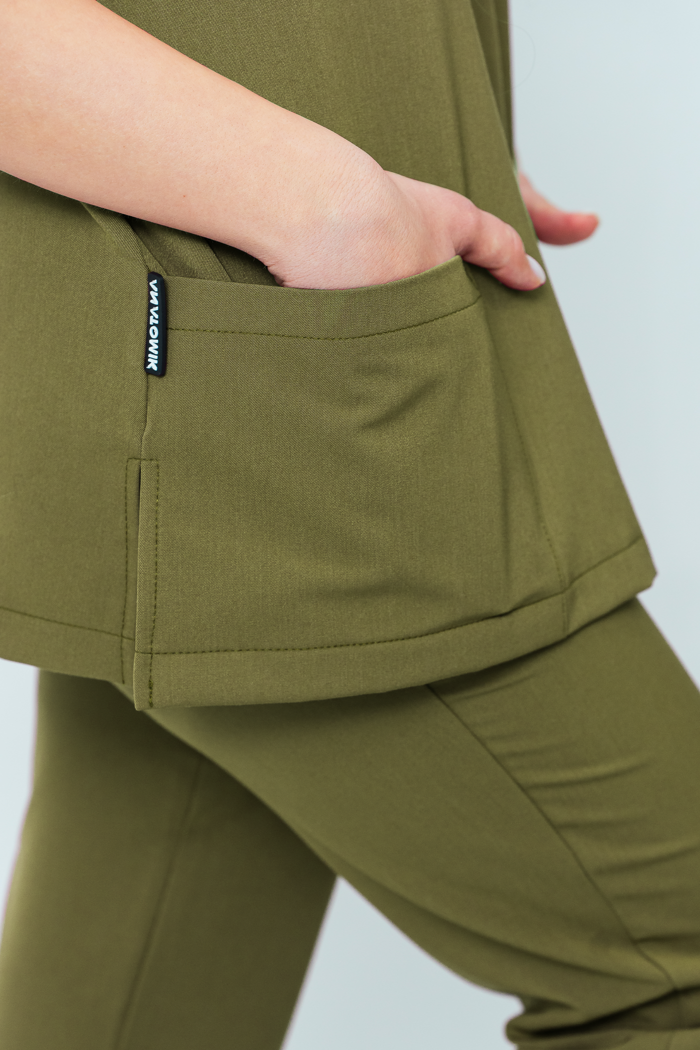 Costum medical Signature Utility Damă - Olive