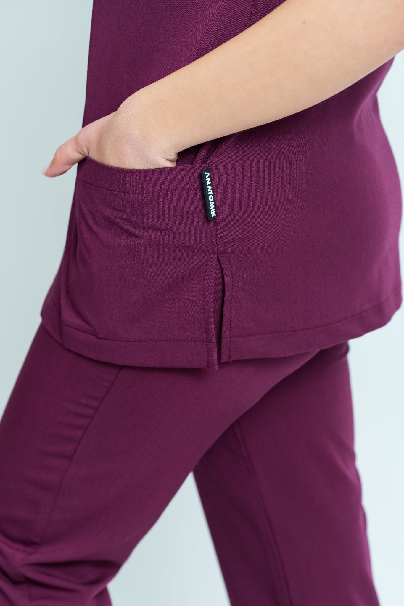 Costum medical Signature Minimal Dama - Purple